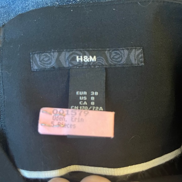 H & M Black Skirt - Picture 6 of 9